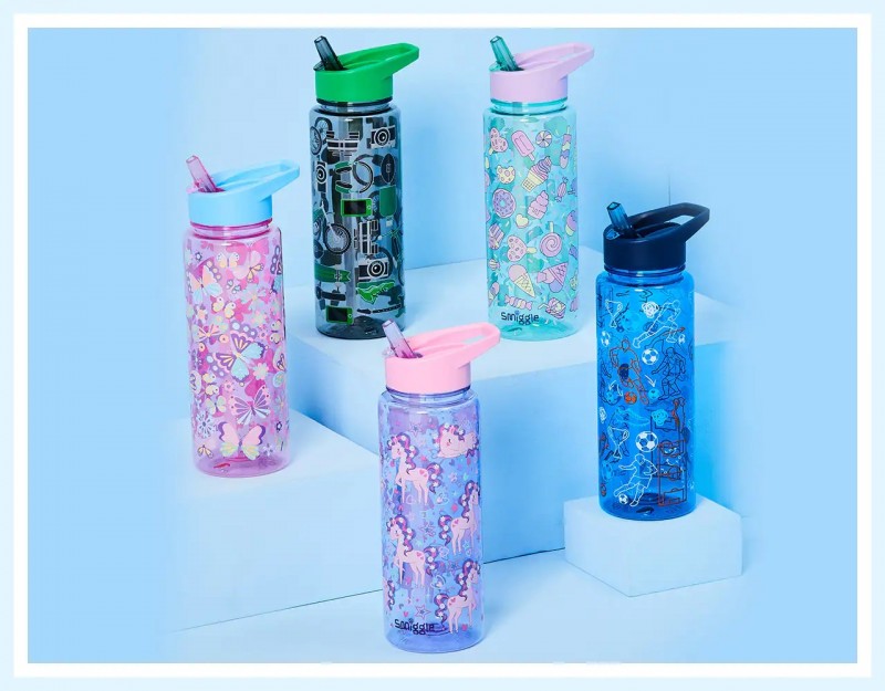 Smiggle Drink Bottle 750ml (Design May Vary) 1 Smiggle Drink Bottle 750ml (Design May Vary)